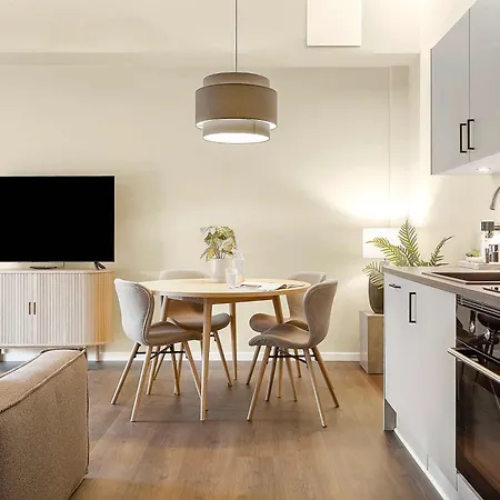 Lejlighed Stylish Easy-access Ground Floor For 4
