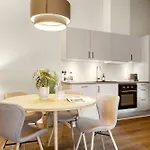 Stylish Easy-access Ground Floor For 4 *