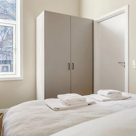 Stylish Easy-access Ground Floor For 4 * Århus