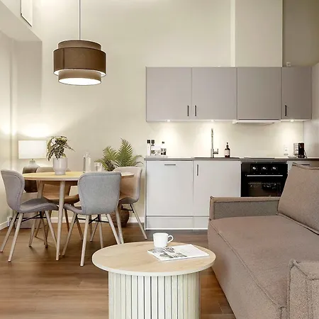 Stylish Easy-access Ground Floor For 4 Apartman Århus